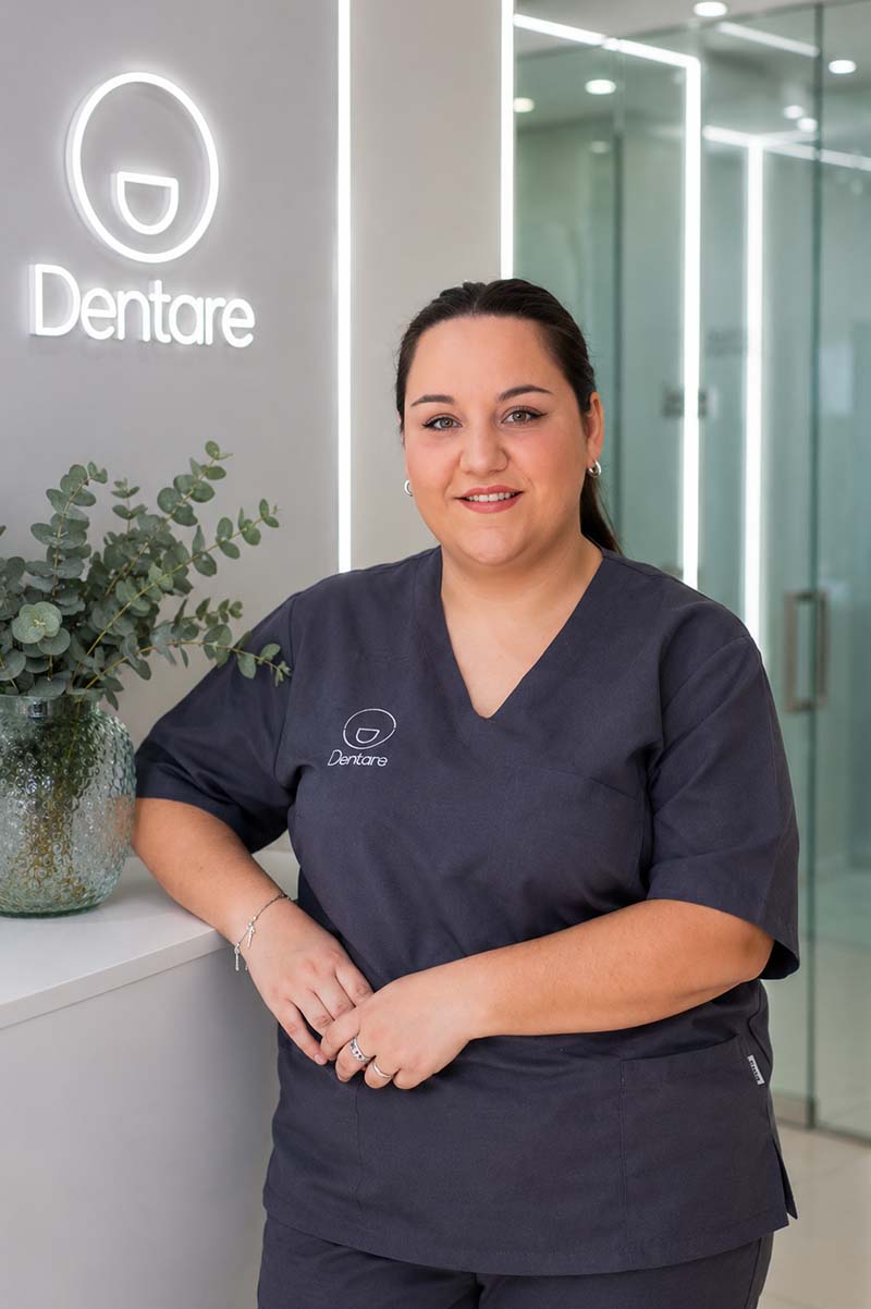 Carmen Aguilar. Higienista bucodental.