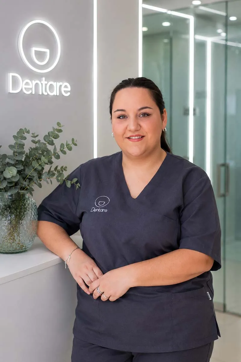 Carmen Aguilar. Higienista bucodental.